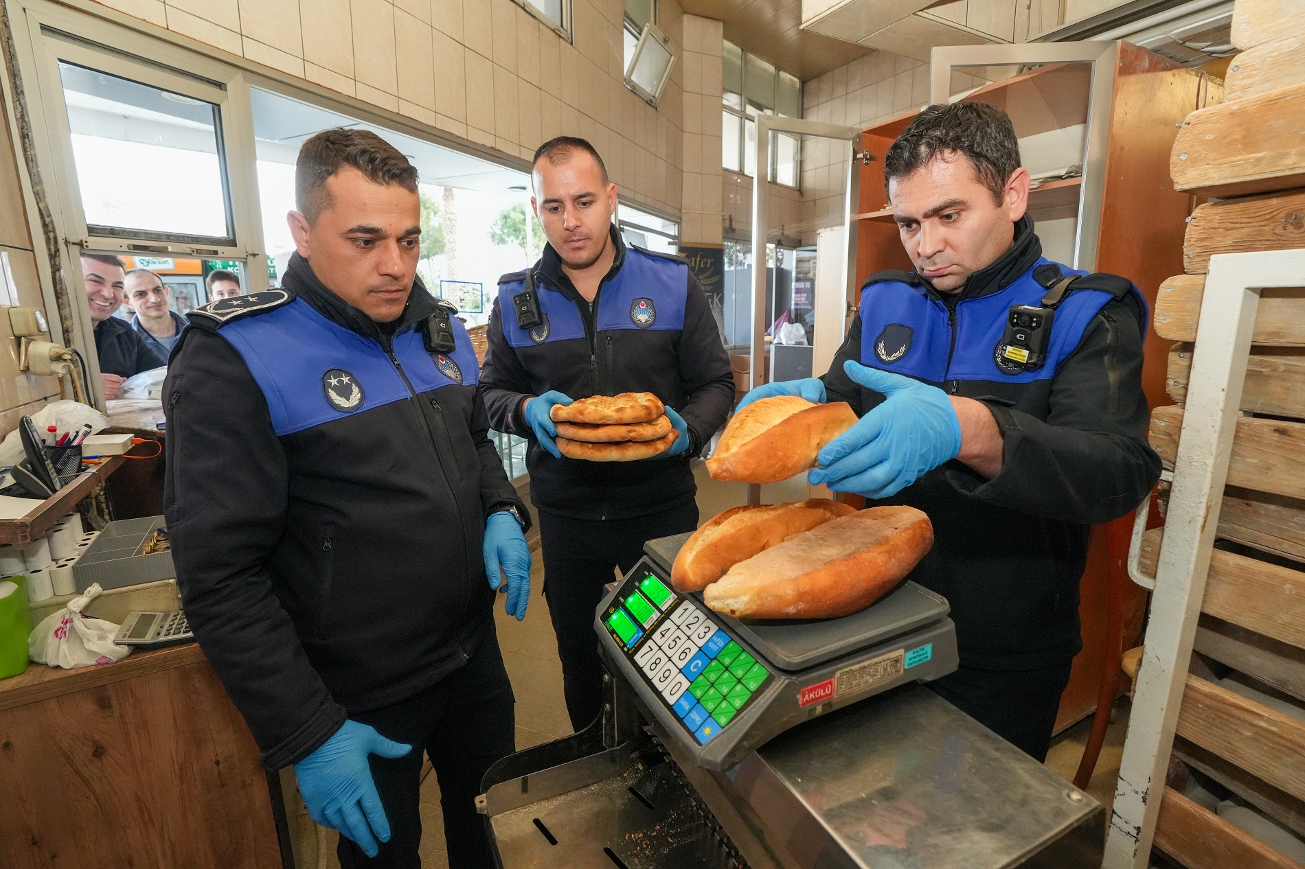 Gaziemir’in Fırınlarında Sıkı Denetim (2)