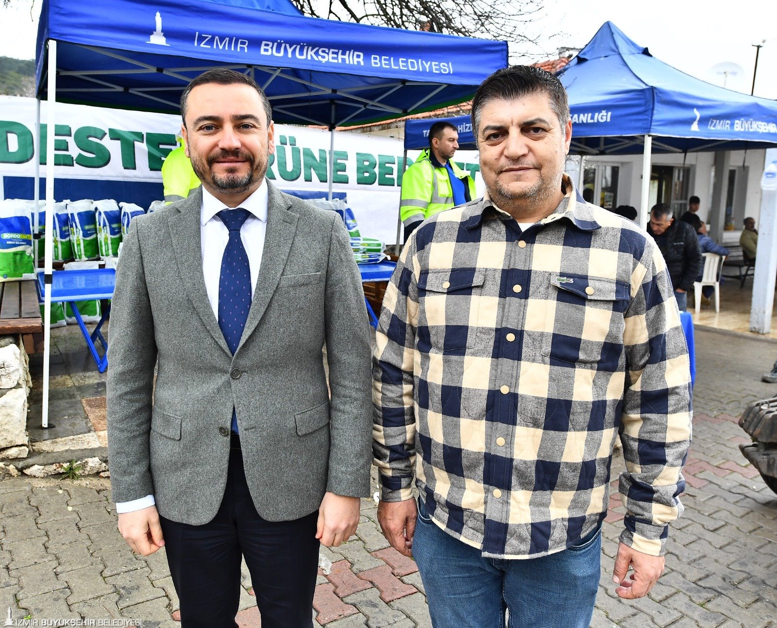 İzmir Büyükşehir’den Zeytin Üreticisine Can Suyu Değerinde Destek4