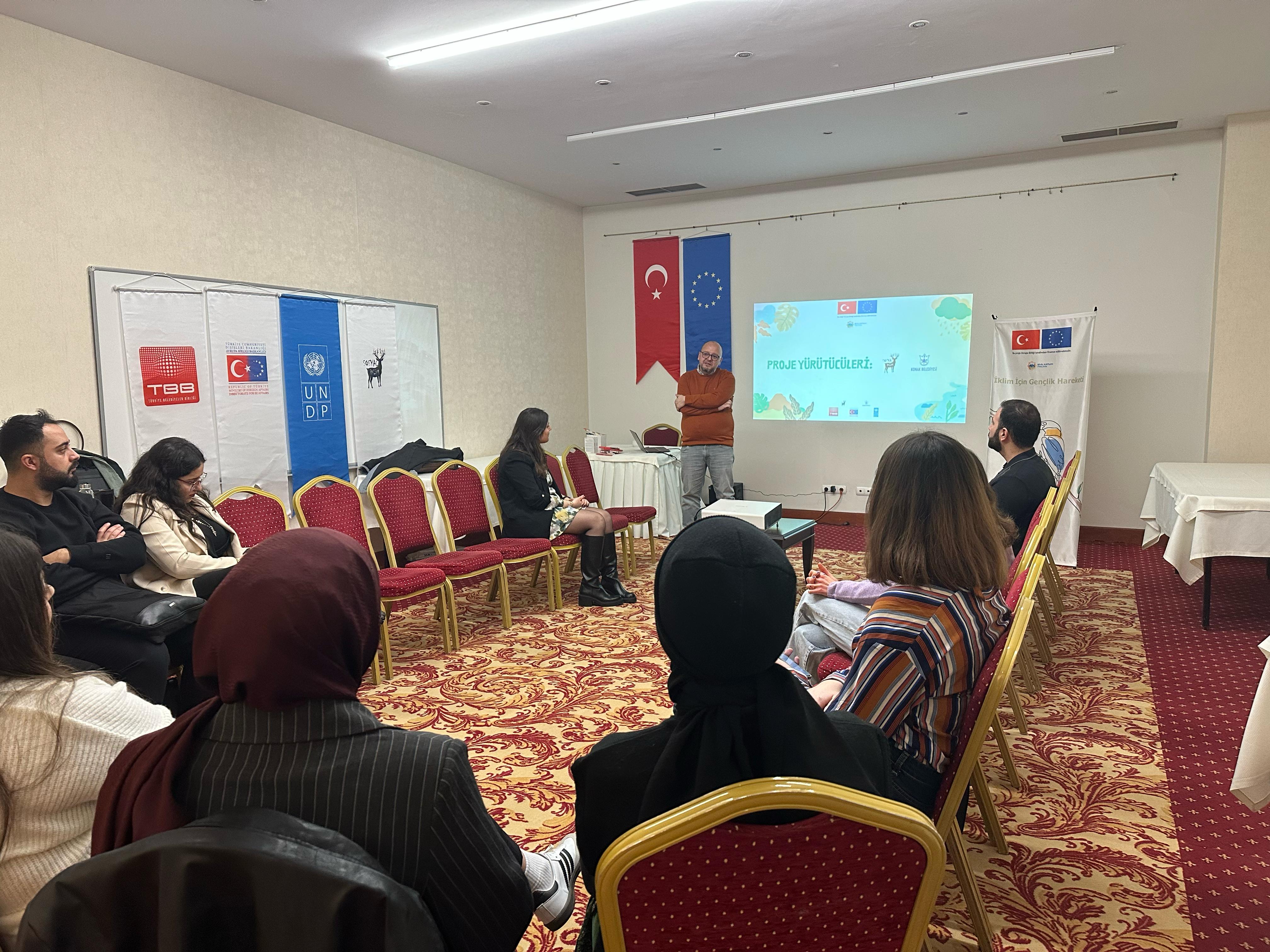 Konak'ta Genç Iklim Liderleri Göreve Başladı (1)
