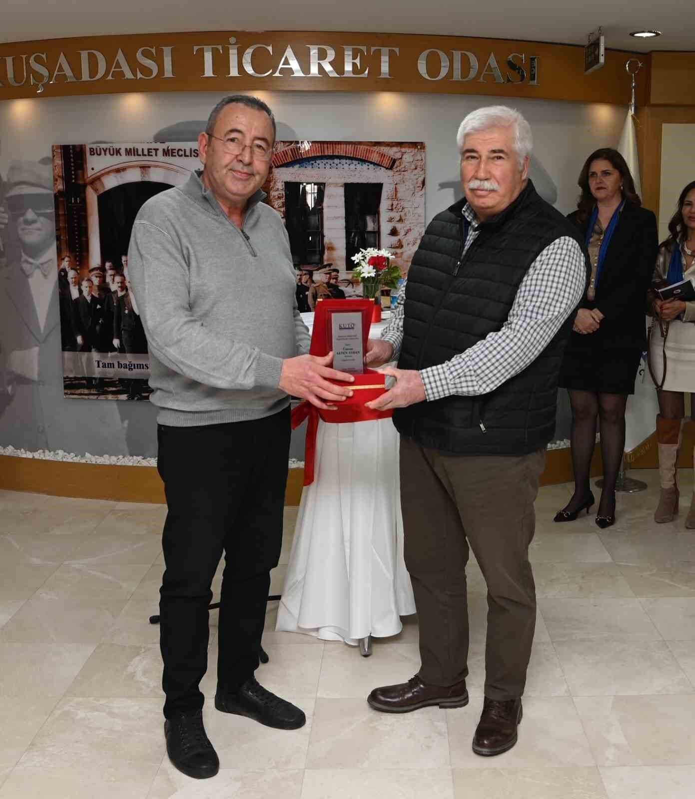 Kuşadası’nda 8 Kadın Sanatçıdan 8 Mart'a Özel Dokunuş 1