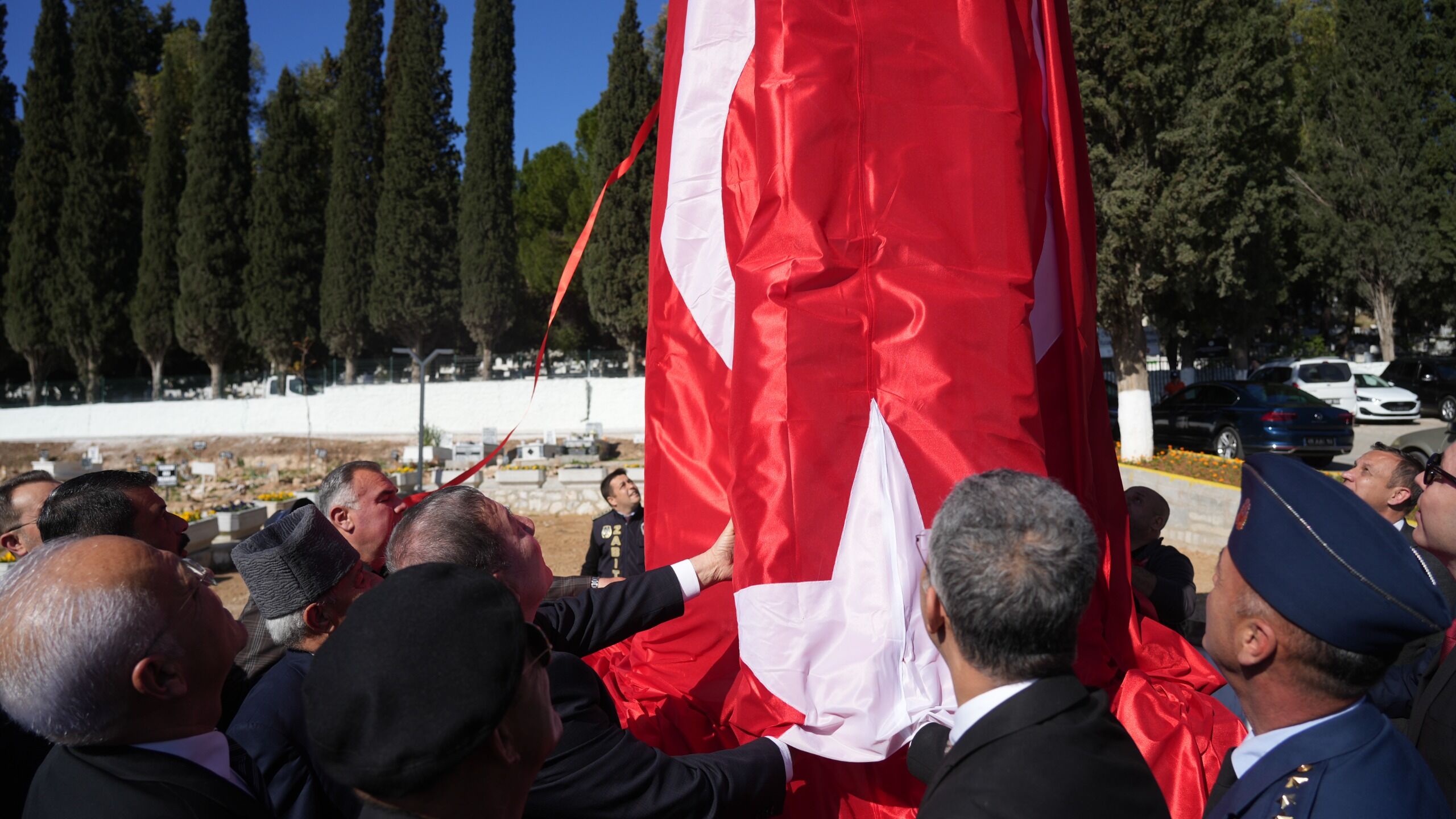 Milas'ta Yapımı Tamamlanan Şehitlik Anıtının Açılış Töreni Yapıldı (2)