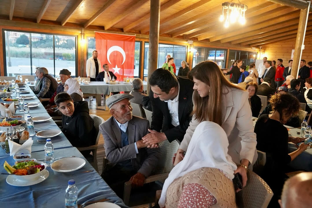 Ortaca Belediye Başkanı Tezcan, Şehit Aileleri Ve Gazilerle Iftarda Buluştu
