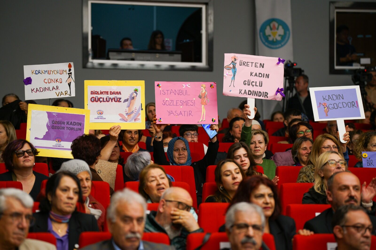 Sanatta, Siyasette, İşte, Hayatta Kadınların Yolculuğu' Konuşuldu (10)
