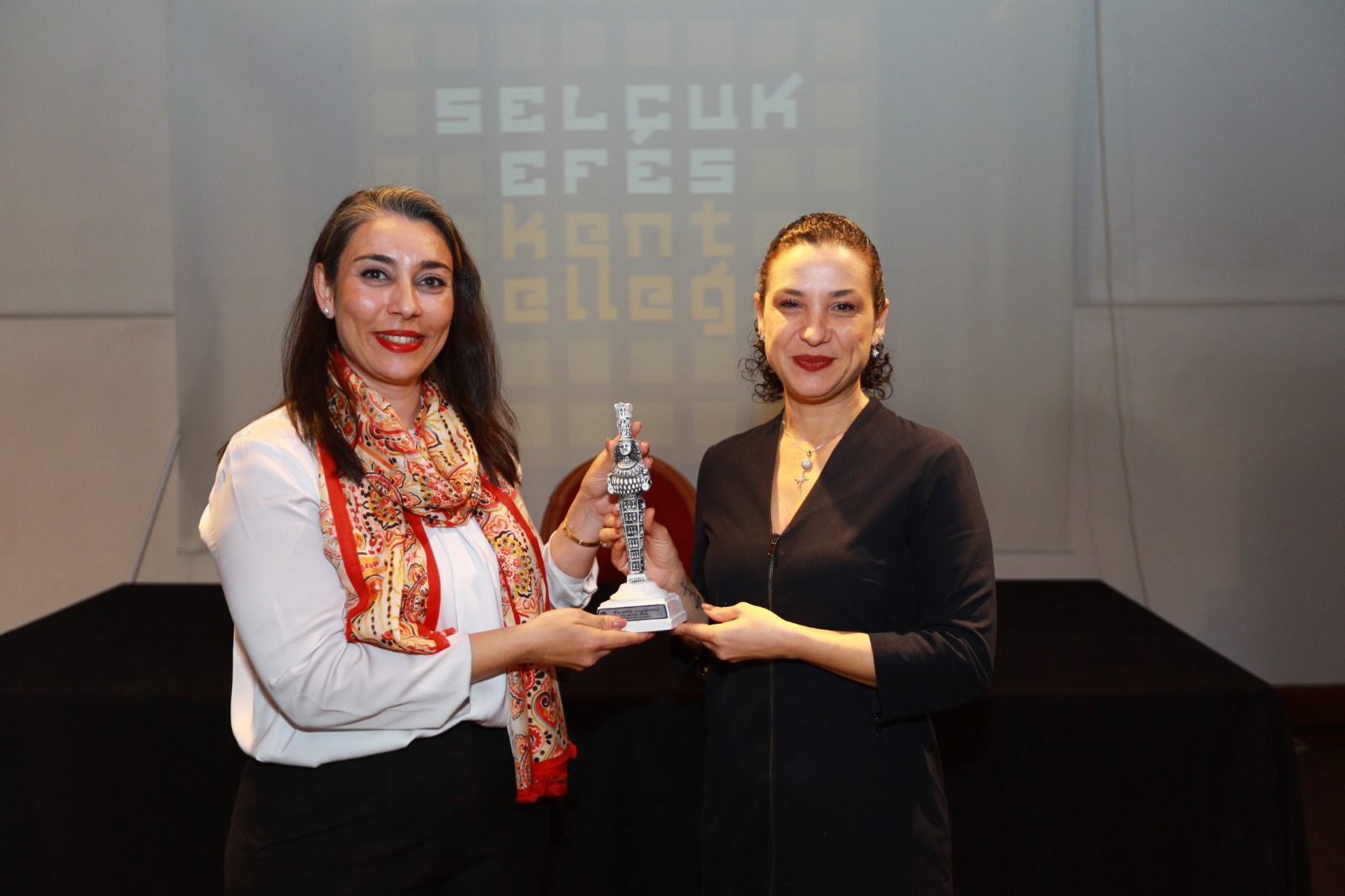 Selçuk Bir Unesco Kentine Disiplinlerarası Bakış 3 Kitabının Tanıtımı Yapıldı (3)