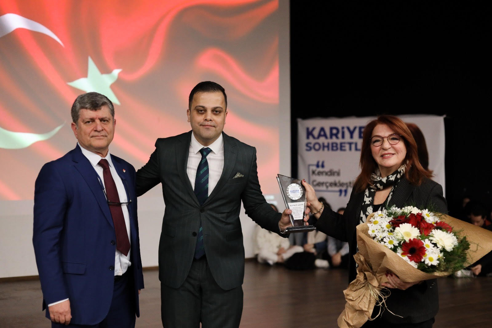 Torbalı'da Kariyer Sohbetleri'nin Konuğu Prof. Dr Lale Orta Oldu1