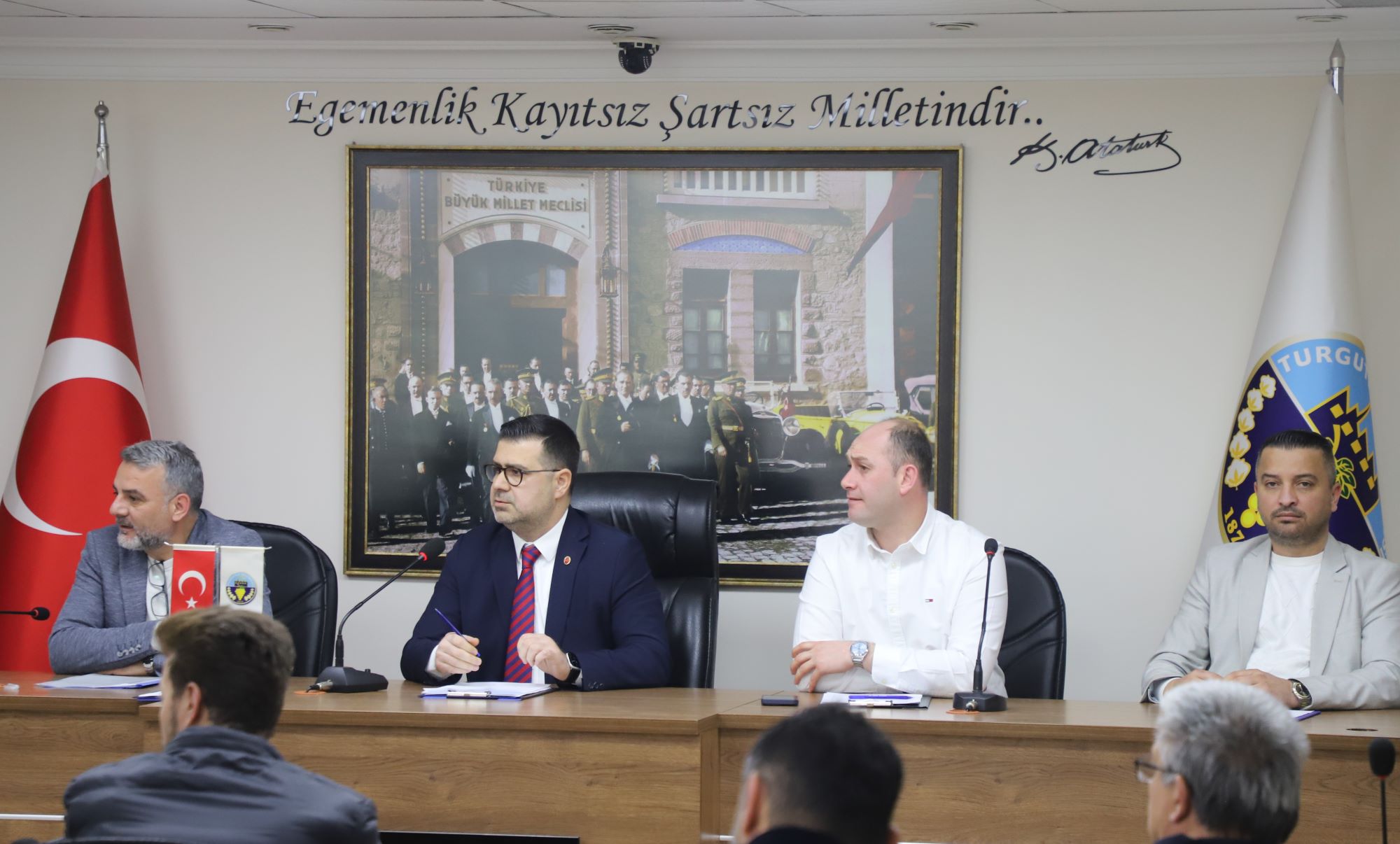 Turgutlu Belediye Meclisi Olağanüstü Toplandı (2)