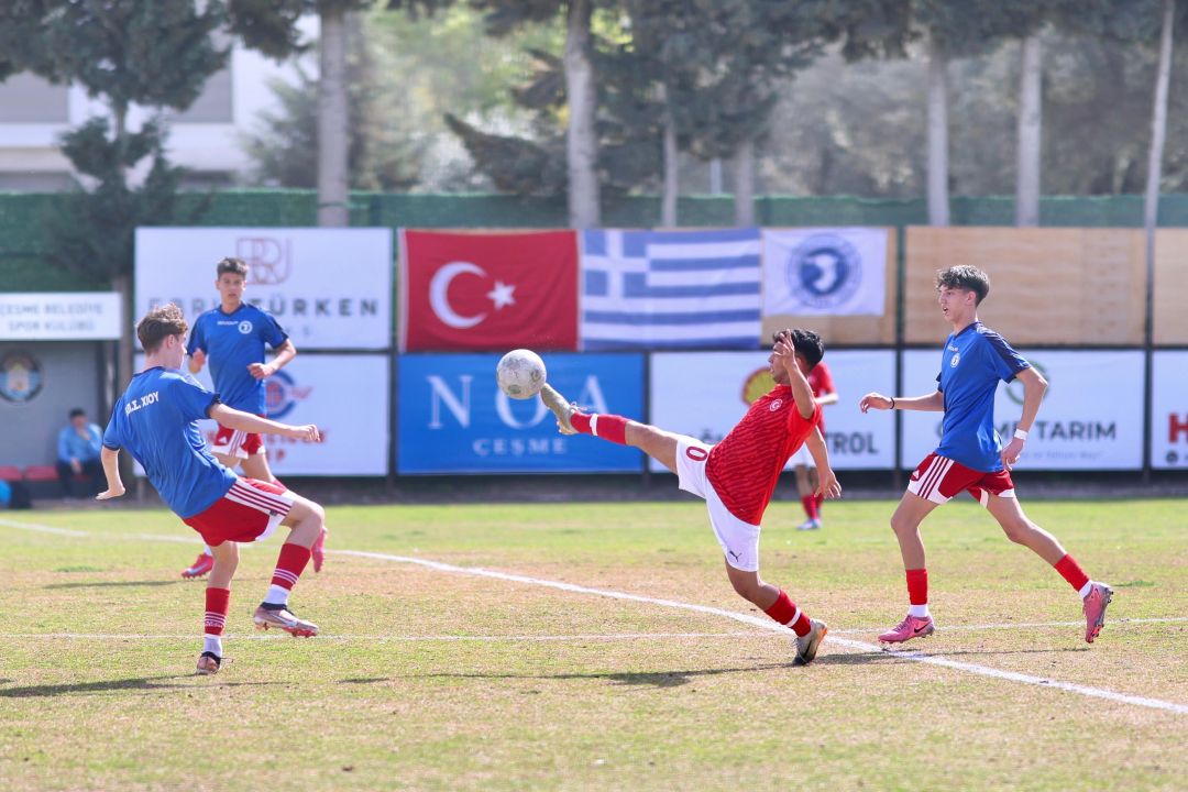 Türk Yunan Dostluk Maçı Çeşme’de Oynandı, Kazanan Dostluk Oldu 4