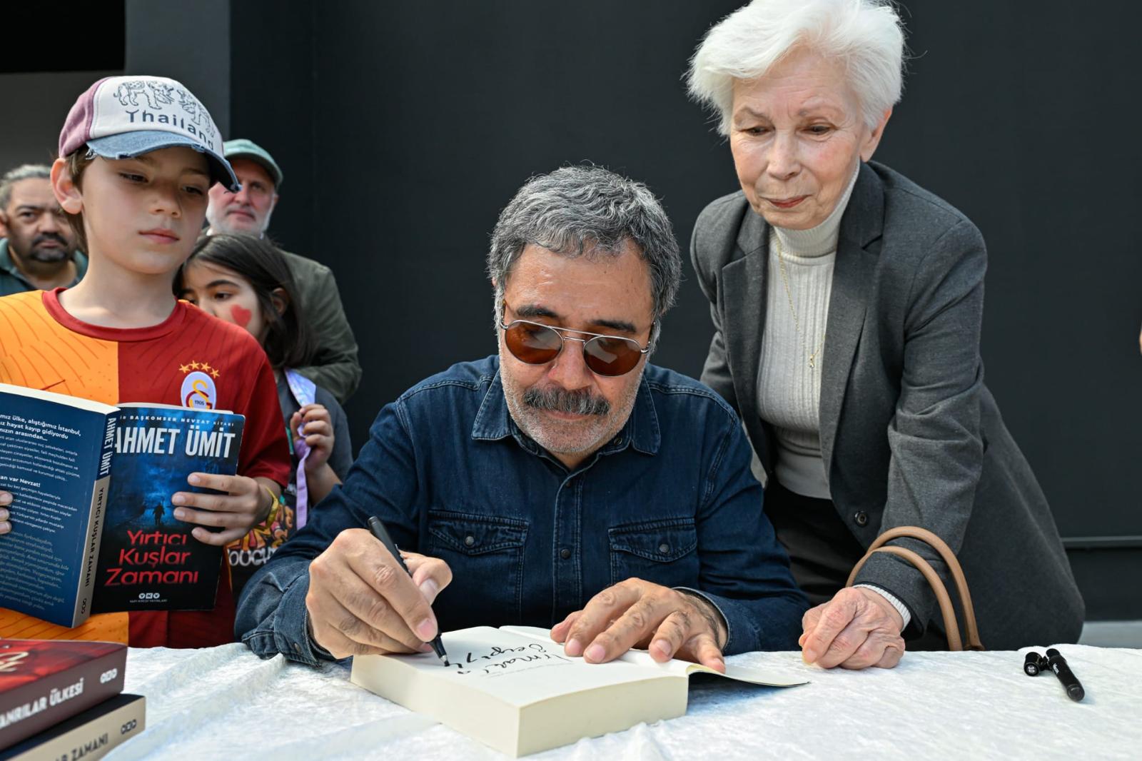 Ahmet Ümitt
