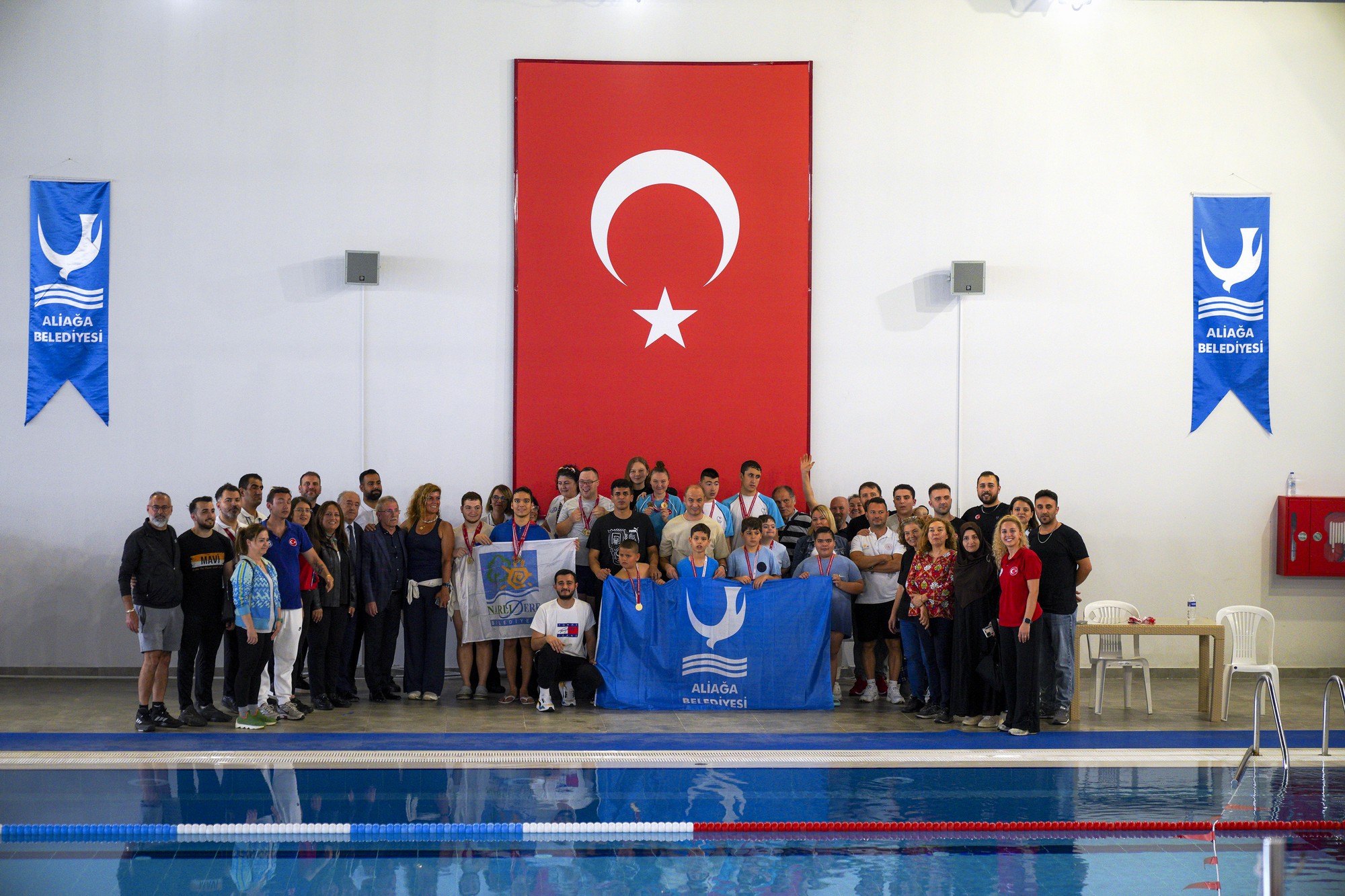 Aliağa'da Özel Sporcular Yüzme Şampiyonasında Kulaç Attı (2)
