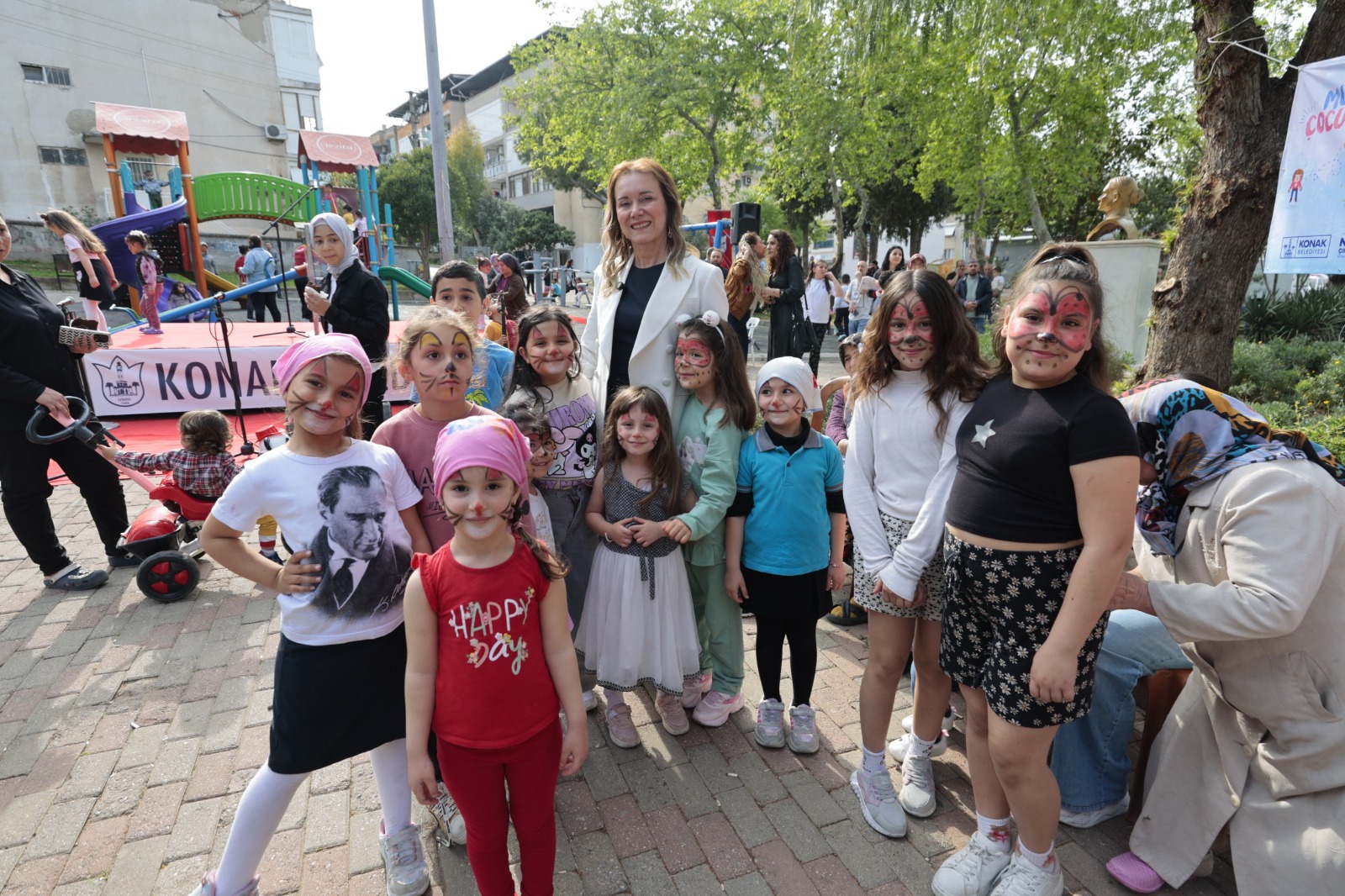 Başkan Mutlu Çocukların Bayram Coşkusuna Ortak Oldu (2)