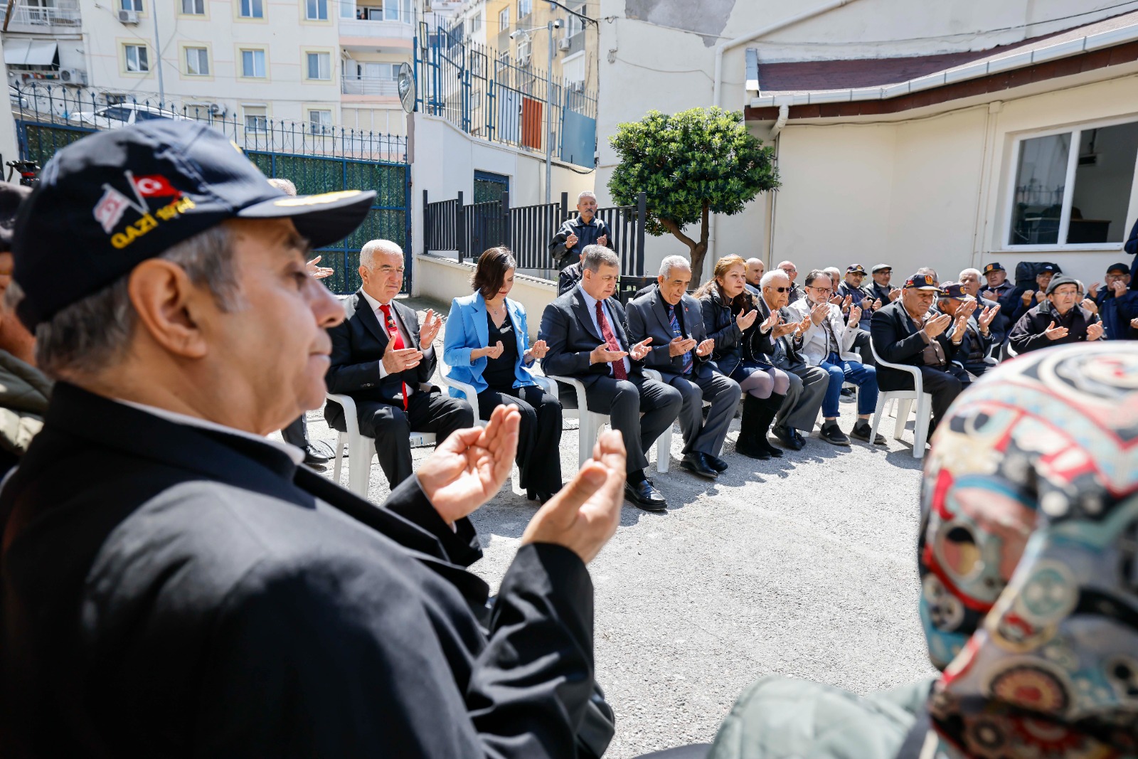 Başkan Tugay’dan Gazilere Mesaj Sizlere Hizmet Etmek Onurdur”