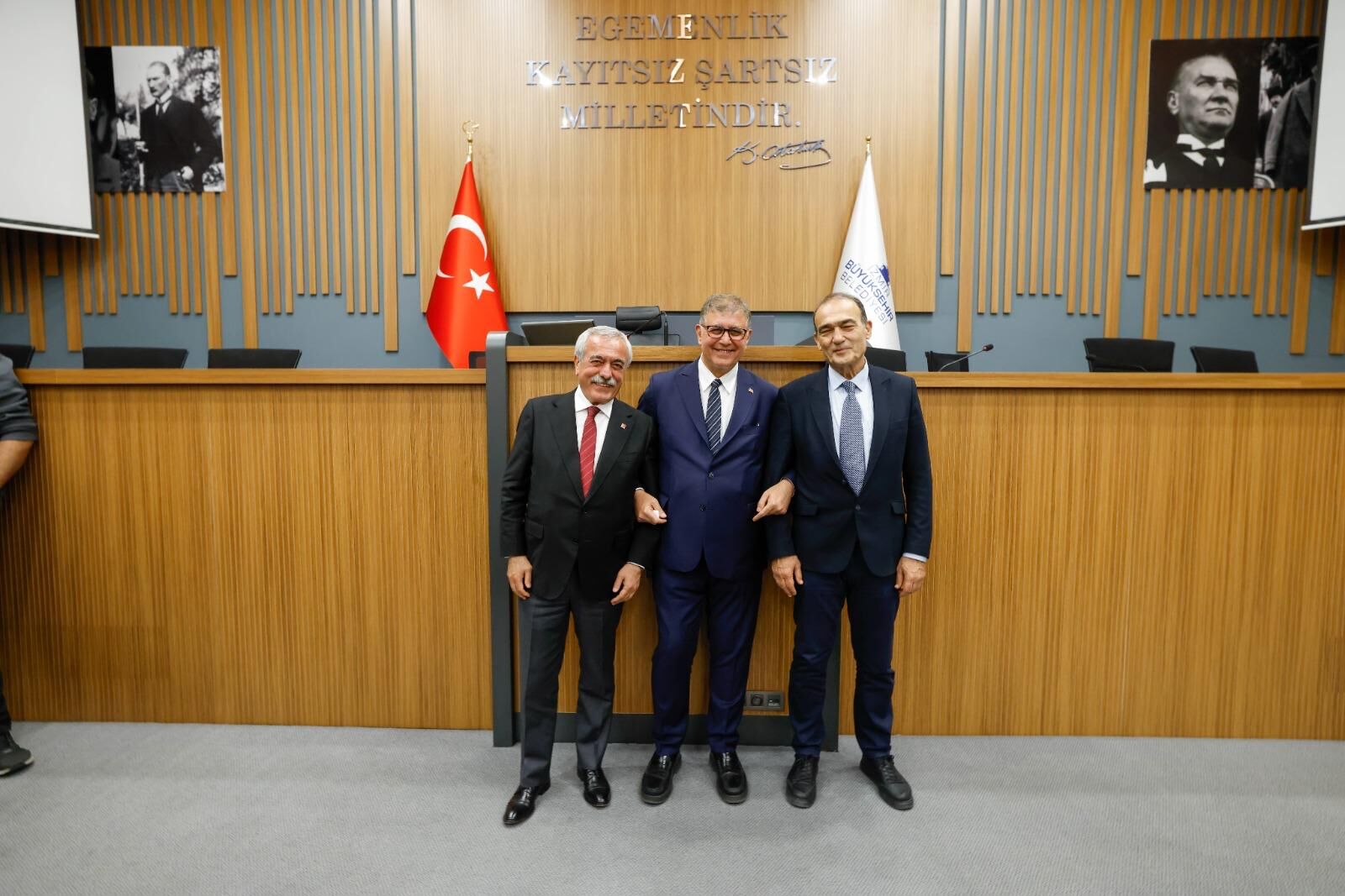 Başkan Tugay’dan İzmir Mesajı313 Yıldır Çözülemeyen Sorunları Birlikte Çözelim