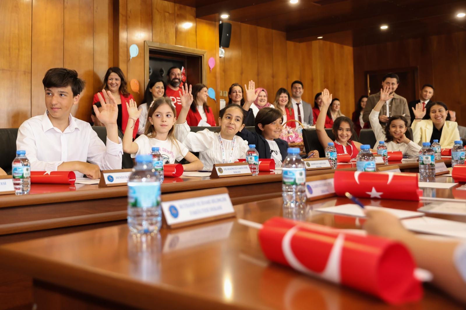 Deü 23 Nisan Yönetim Kurulu Toplantısı (4)