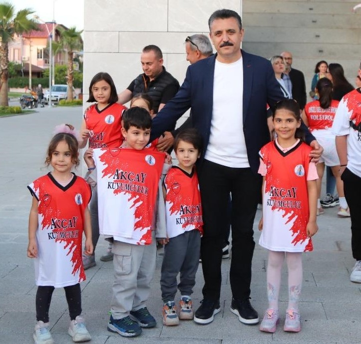Dikili Belediyesi Voleybol Kursuna Rekor Katılım (3)