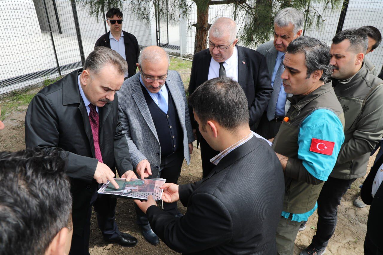 Edremit’te Sokak Hayvanları Için Modern Bakım Merkezi Açılıyor (2)