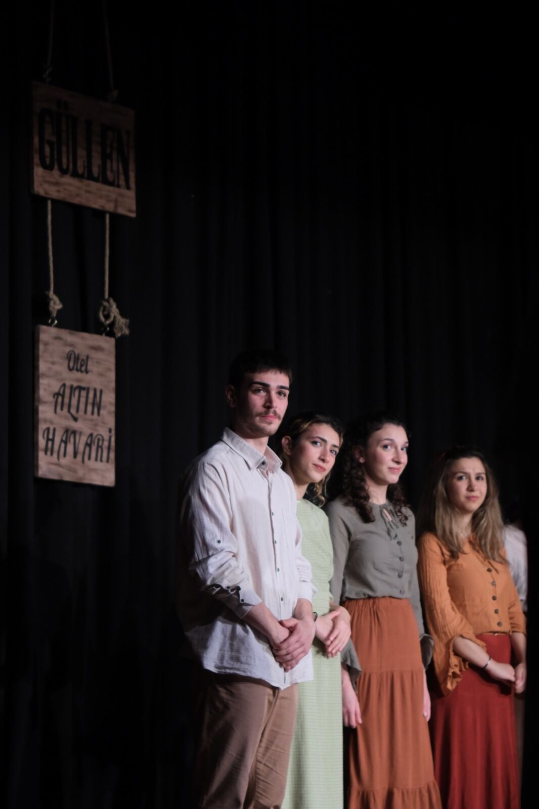 İeü'de Tiyatro Ve Kitapla Dolu Festival Başlıyor (3)