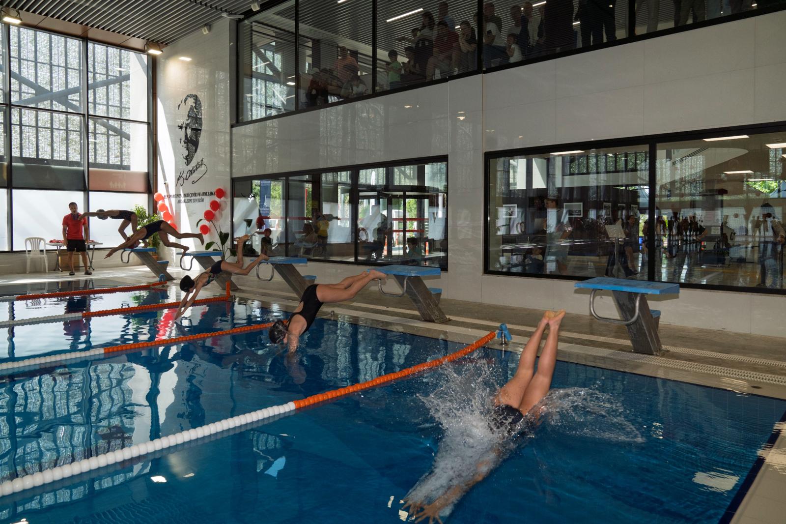 İzmirli Çocuklar Spor Şenliği’nde Güldü, Öğrendi, Koştu 3