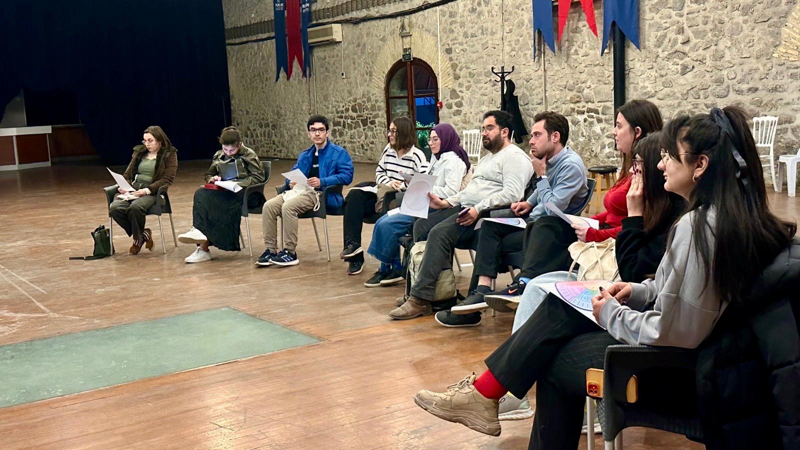 İzmirli Gençler1Duygusal Okuryazarlık Atölyesinde Buluştu