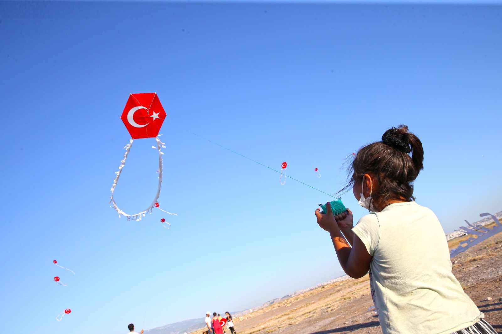 Karşıyaka’da 23 Nisan Coşkusu Günlerce Sürecek! İşte Renkli Etkinlik Takvimi (1)