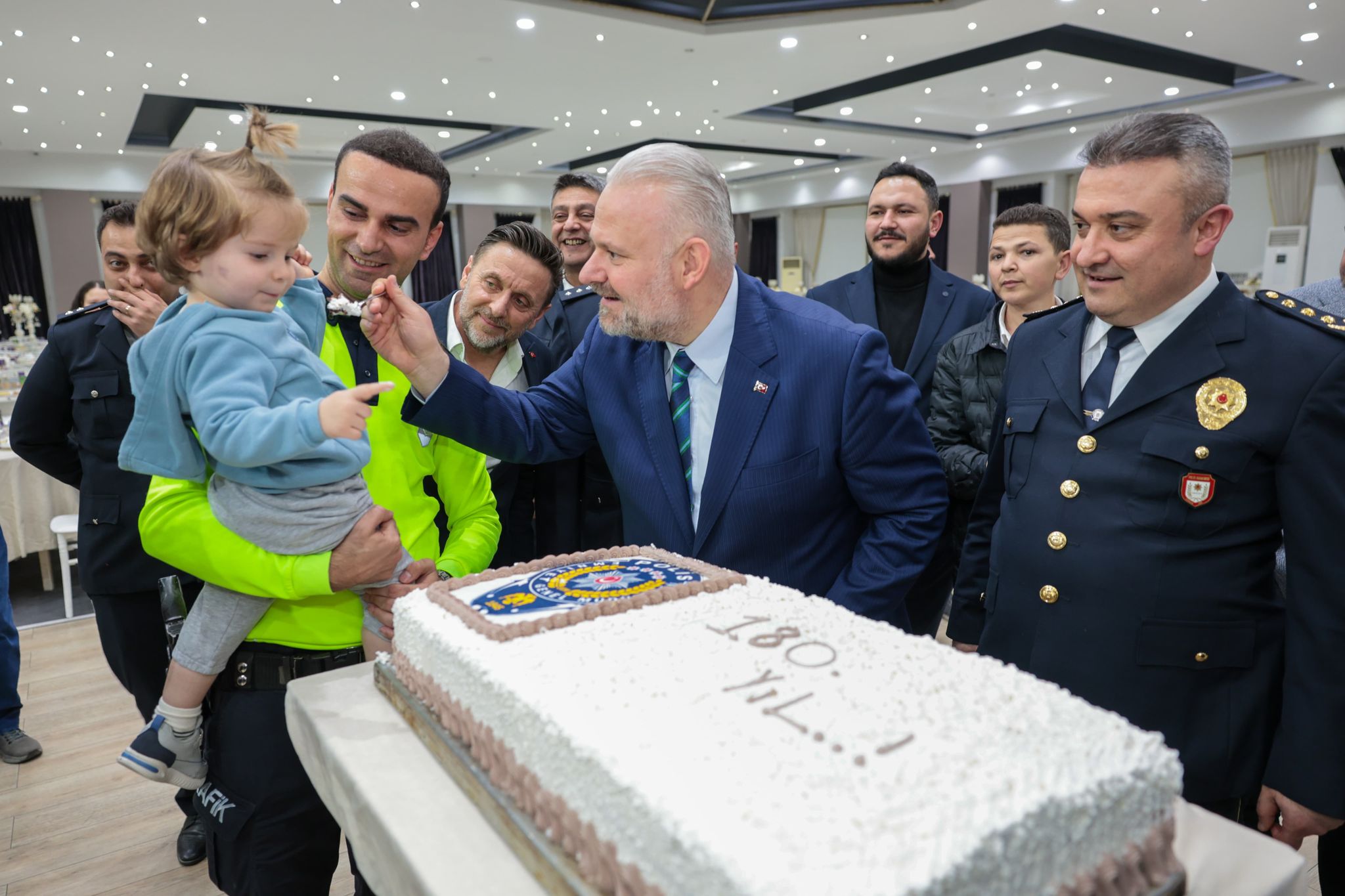 Menemen’de Polis Teşkilatına Vefa Gecesi “Sizler Milletin Vicdanısınız” (3)