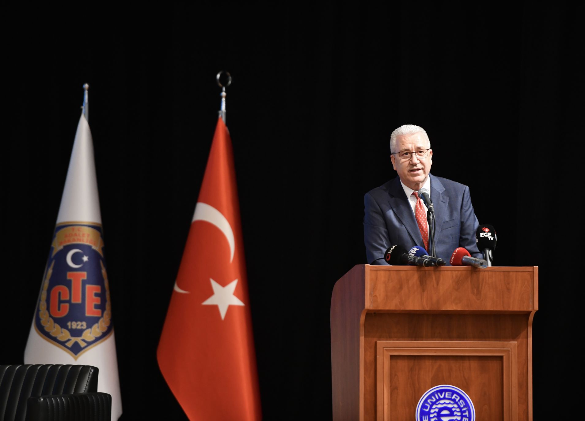 ++Prof. Dr. Necdet Budak (1)-1