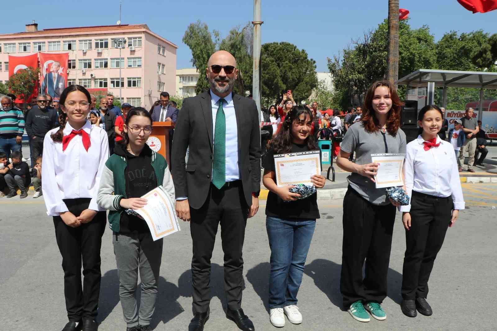 Söke’de 23 Nisan Coşkusu Cumhuriyet Meydanı’na Taştı 1