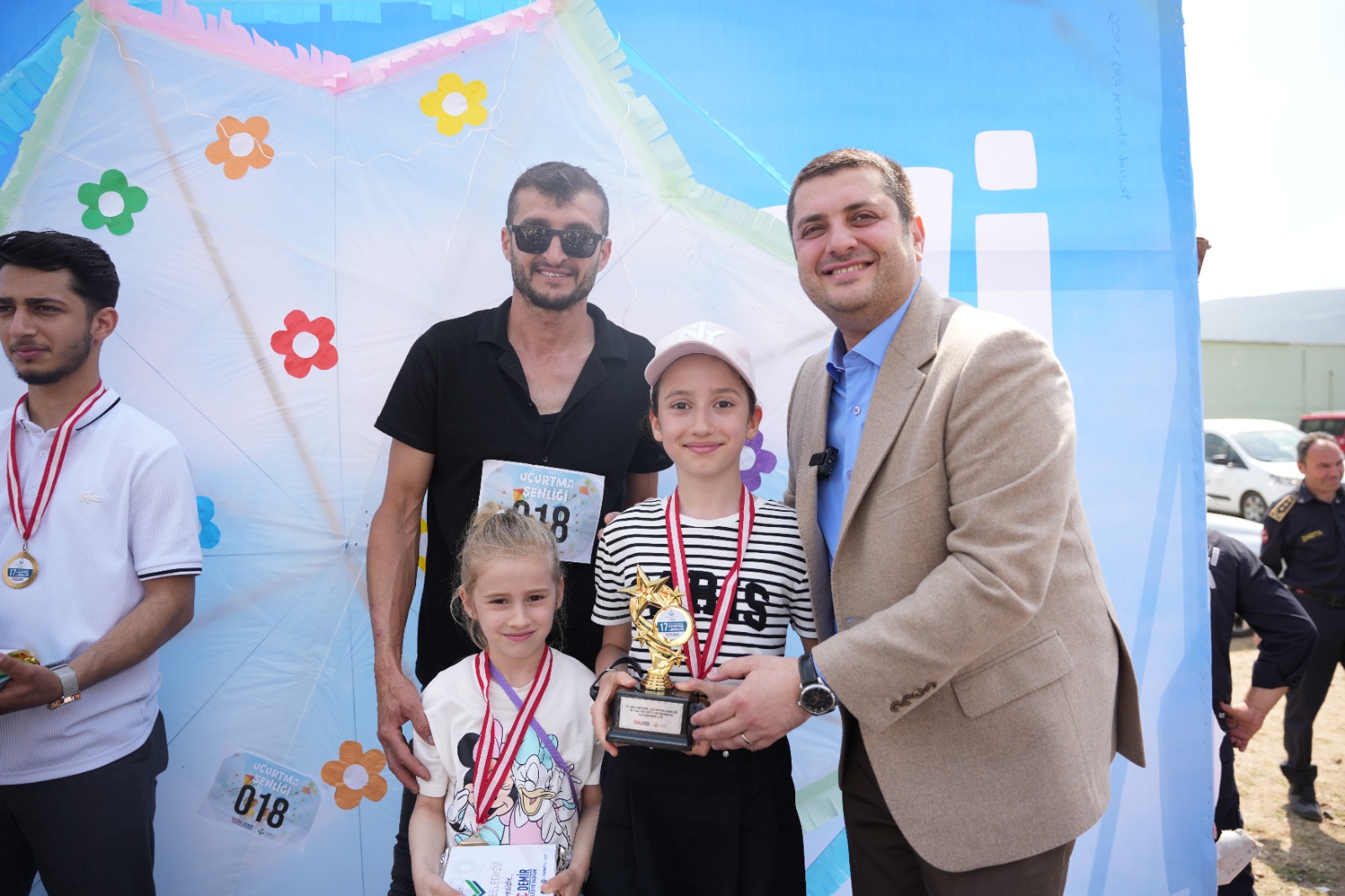 Torbalı Uçurtma Şenliği'nde Gökyüzü Rengarenk Oldu (1)
