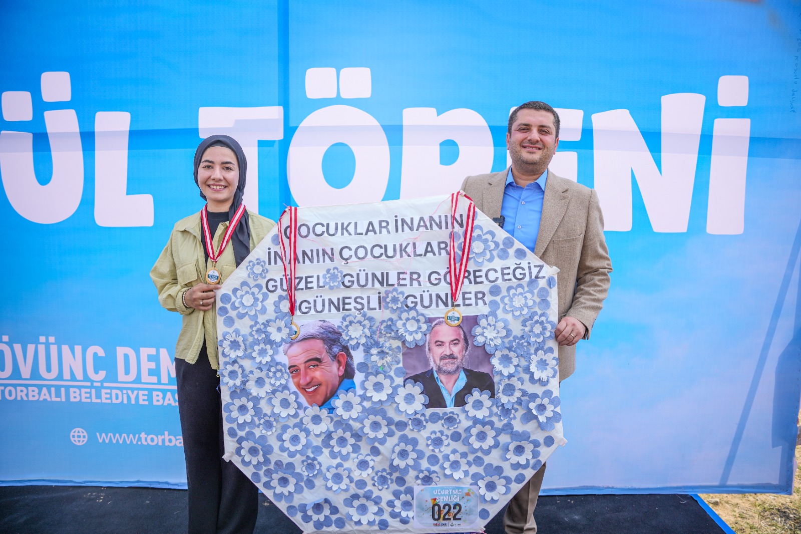Torbalı Uçurtma Şenliği'nde Gökyüzü Rengarenk Oldu (5)