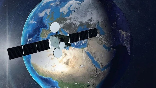 Türkiye'nin Yerli Ve Milli Ilk Uydusu Türksat 6A Hizmete Alındı! (3)