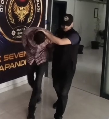Zmir Hırsız 1