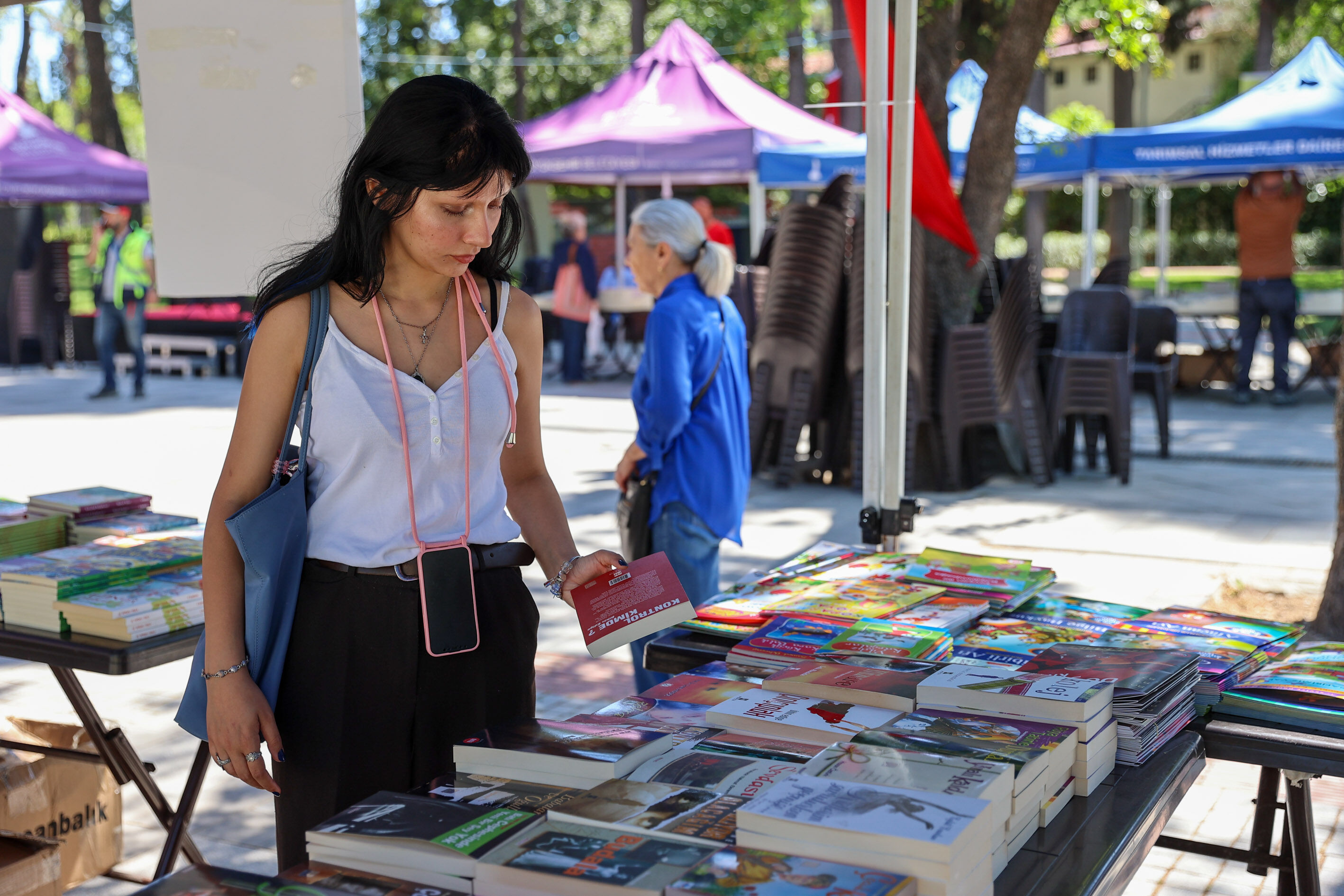 7'Den 70'E Herkes 1. Buca Kitap Günlerini Sevdi (2)
