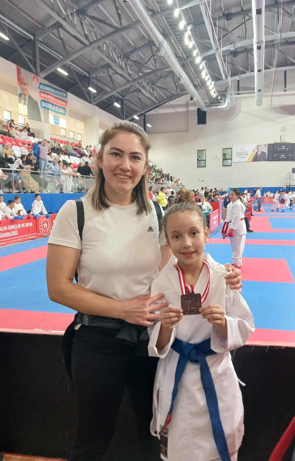 Aliağa Karatecileri Aspendos Cup’ta Madalya Kazandı (2)