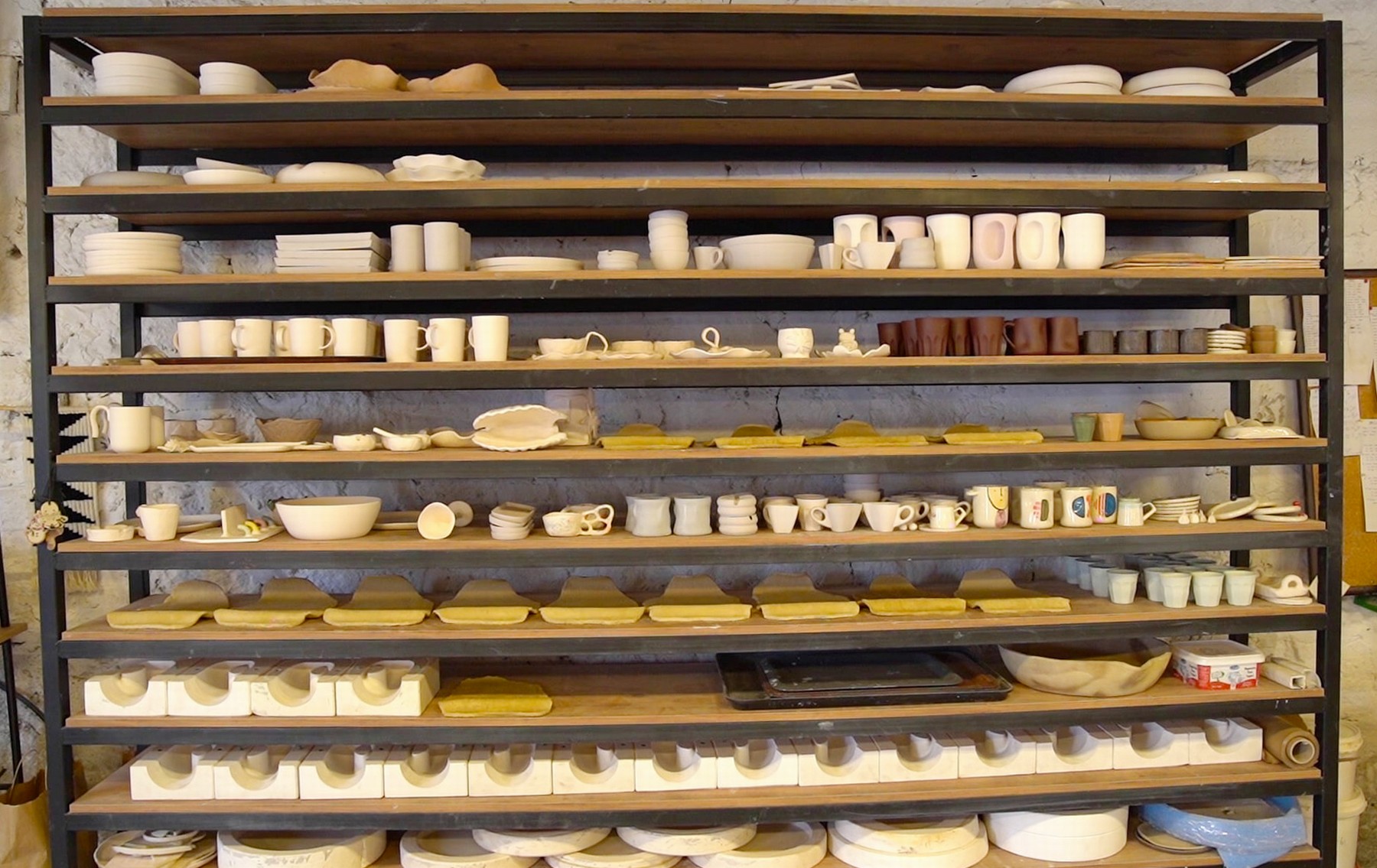 Aliağa’da Eski Fabrika Sanat Çiftliğine Dönüştü (2)