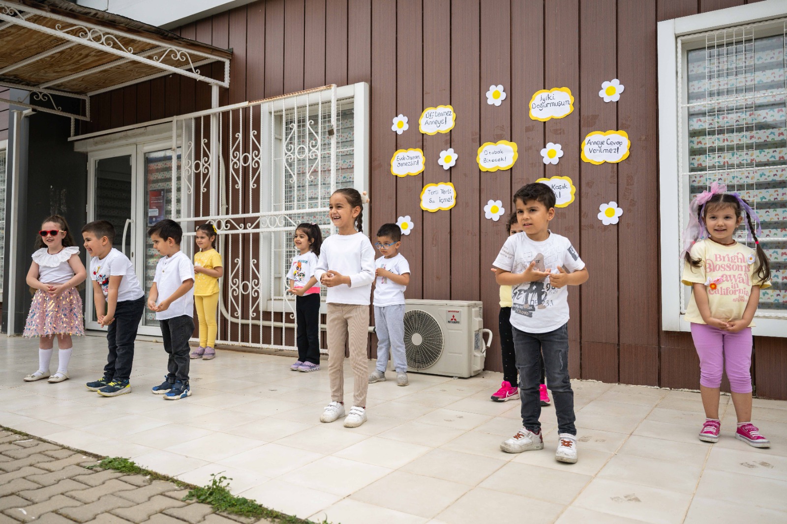 Anneler Günü Bornova’da Sevgiyle Kutlandı (4)
