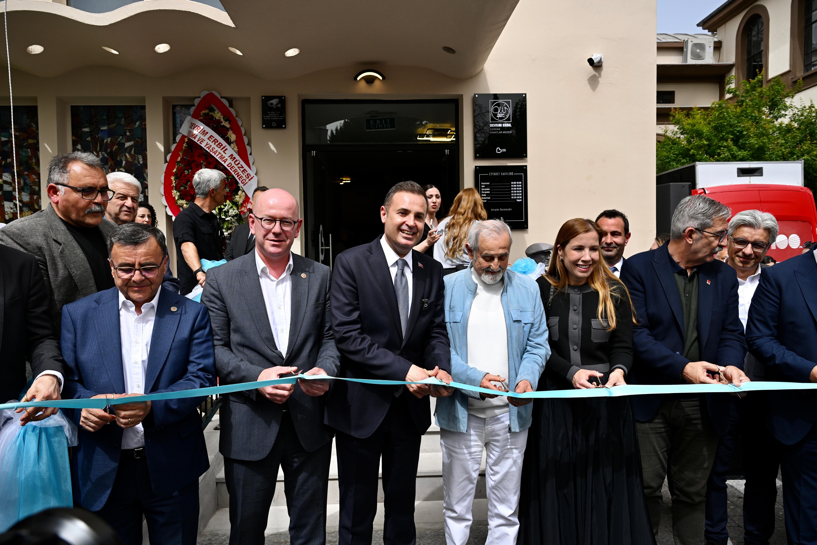 Baskan Akinin Balikesirin Sanat Hayatina Katkisi Suruyor 1