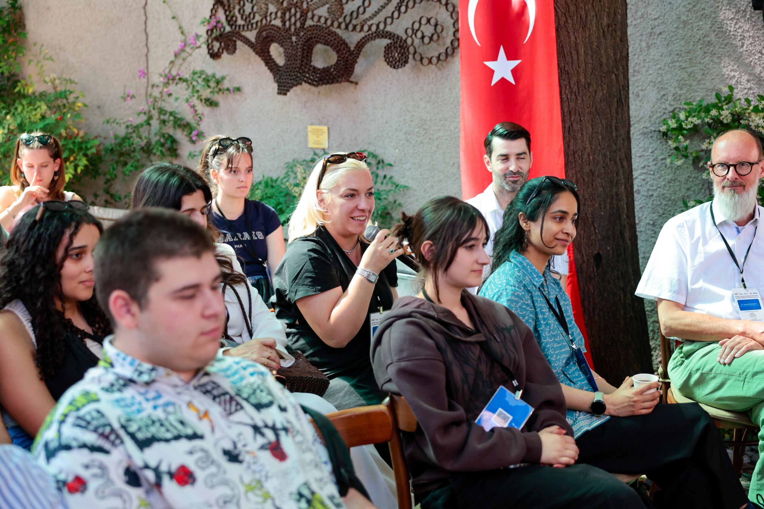 Başkan Mutlu, 11 Ülkeden Gençlerle Bir Araya Geldi (2)