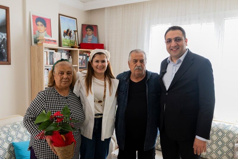 Başkan Onur Yiğit'ten 100 Yaşındaki Annelere Ziyaret (1)
