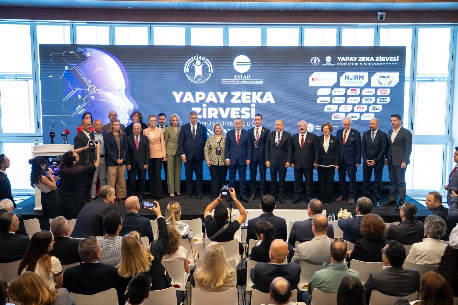Başkan Tugay 1Yapay Zeka Strateji Belgesi Hazırlıyoruz