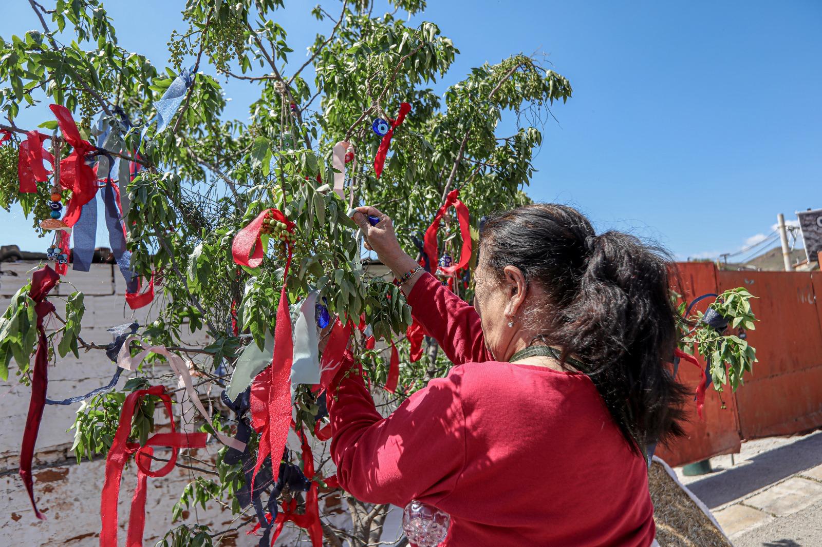 Bayraklı'da Hıdırellez Festivali Binleri Buluşturdu (3)