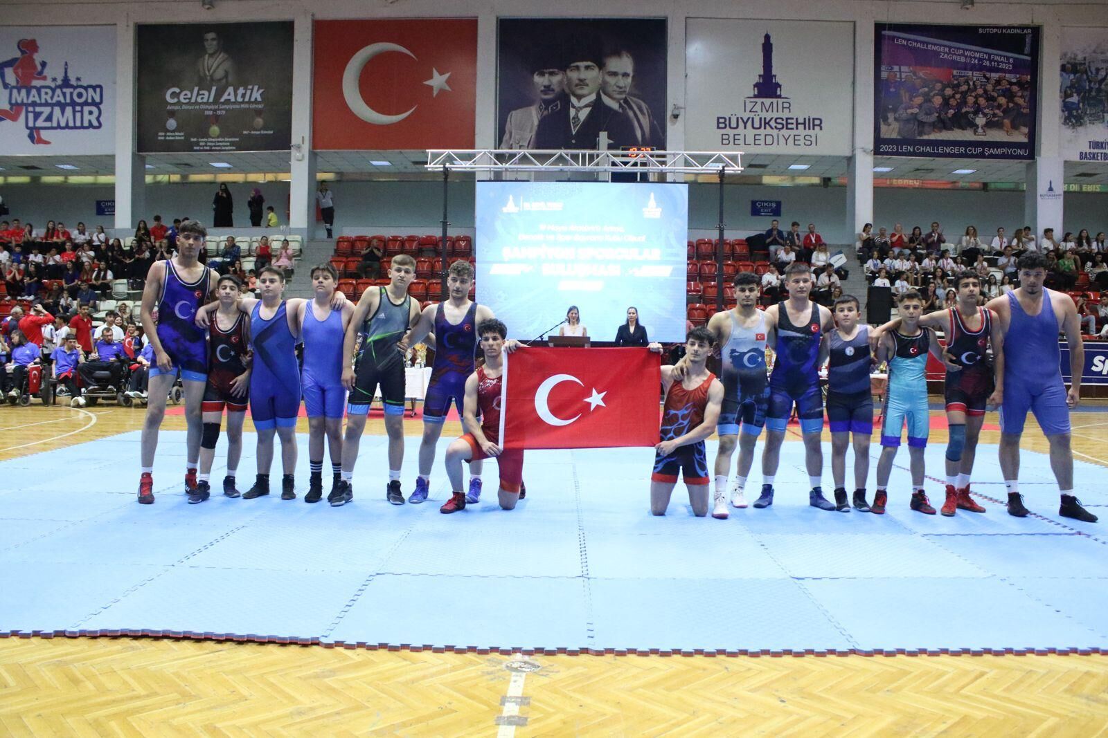Celal Atik Spor Salonu’nda Gençlik Buluşması 4