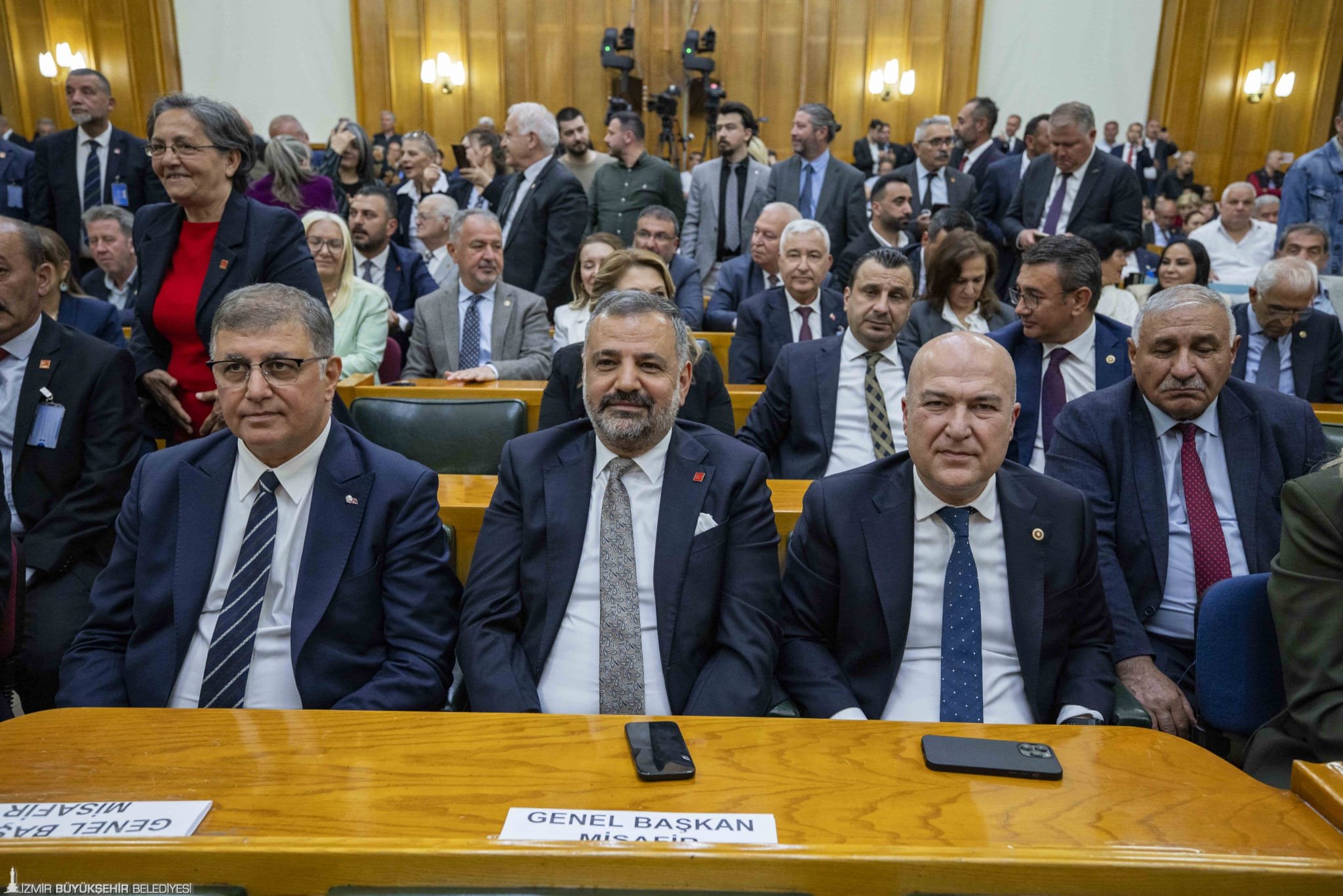 Cemil Tugay Ve İzmir Heyetinden Özgür Özel’e Destek Ziyareti