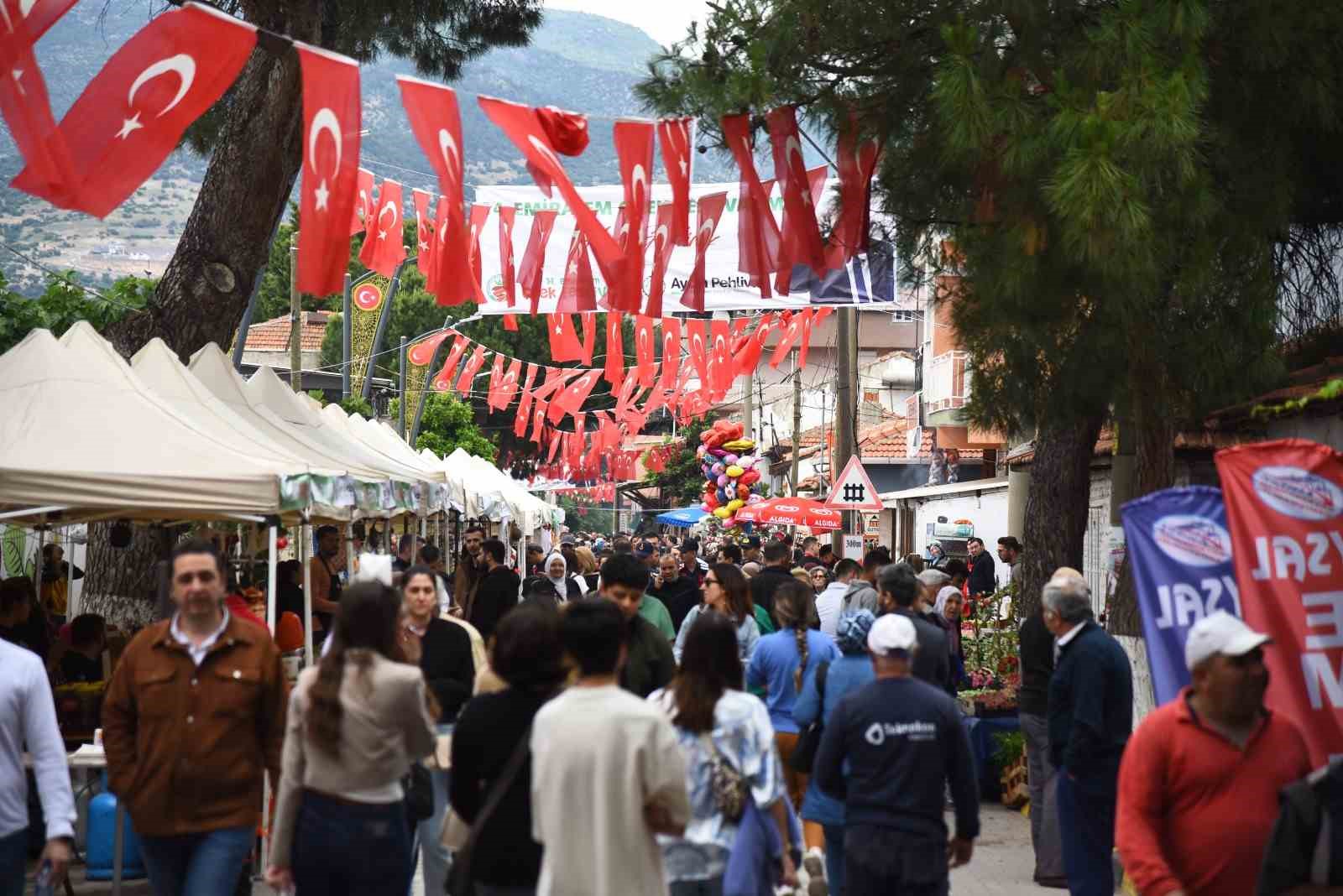 Çilek Festivali Emiralem’i Yine Kırmızıya Boyayacak 1