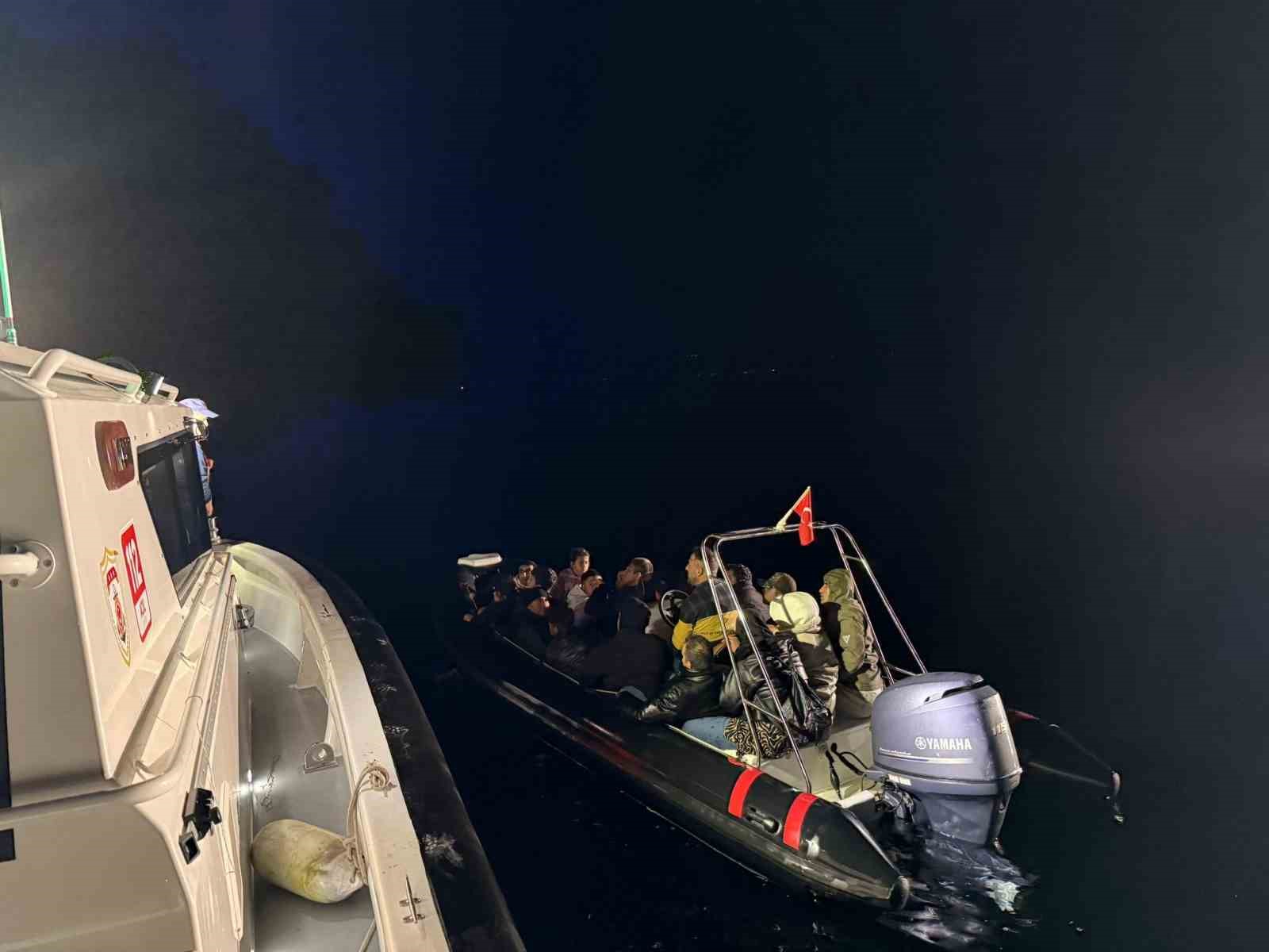 Dikili Ve Çeşme’de Göçmen Operasyonu1 21'I Yakalandı, 46'Sı Kurtarıldı