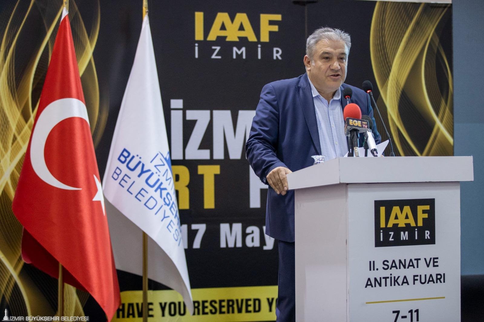 İzmir Sanat Ve Antika Fuarı Ikinci Kez Kapılarını Açt7 Başkan Tugay'a Ödül!