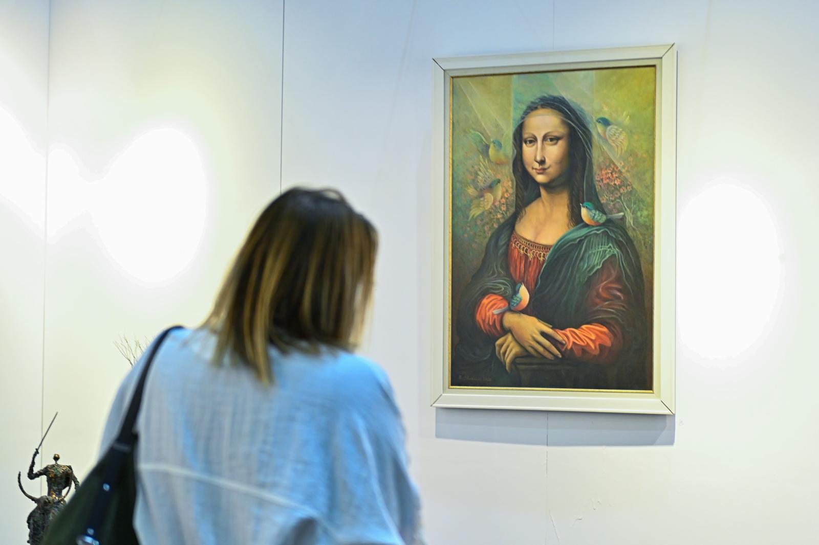 İzmir Sanat Ve Antika Fuarı'na Sanatseverler Tarafından Yoğun Ilgi 5