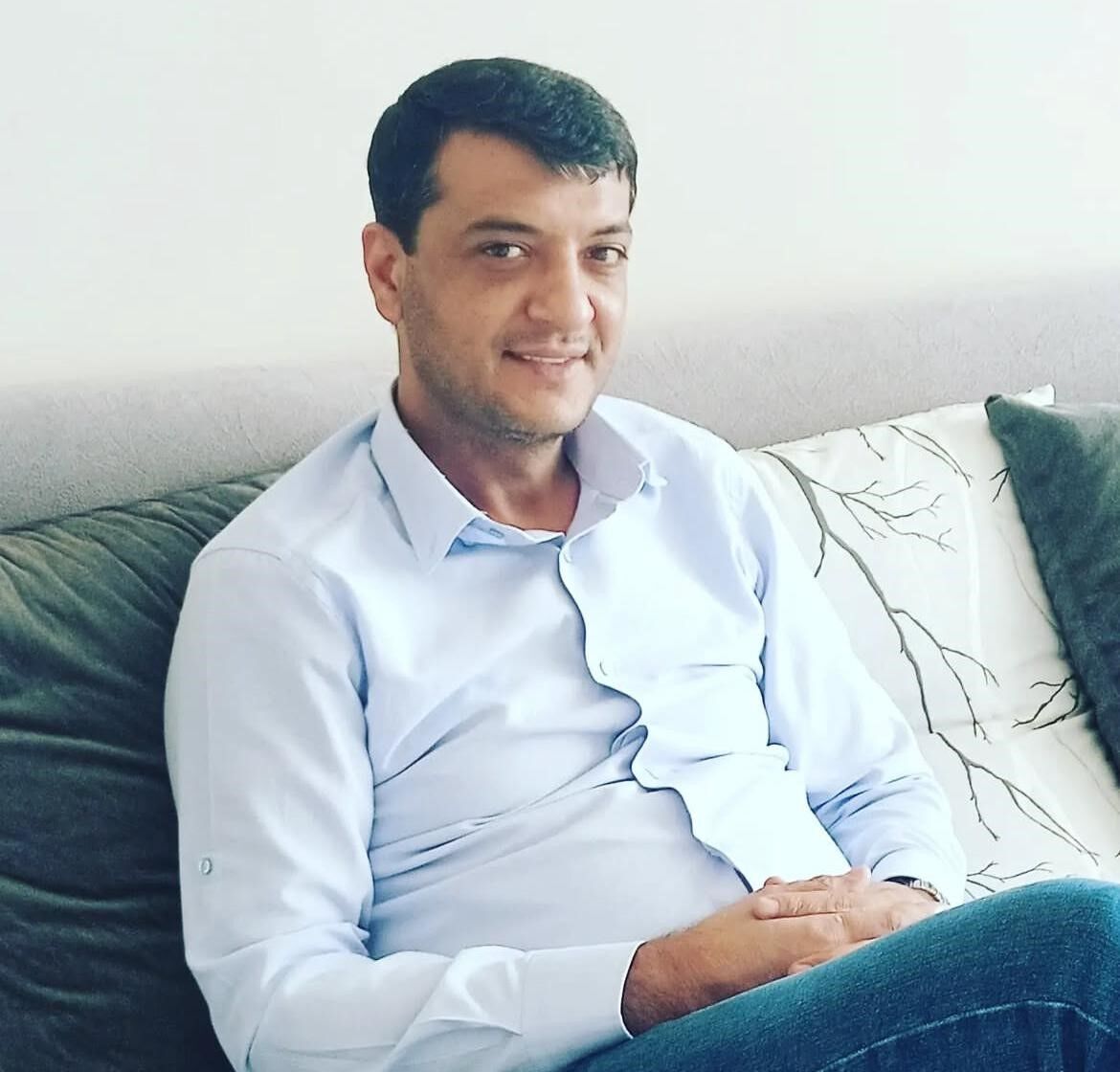 İzmir’de Karısı Tarafından Tabancayla Vurulan Adam Can Verdi