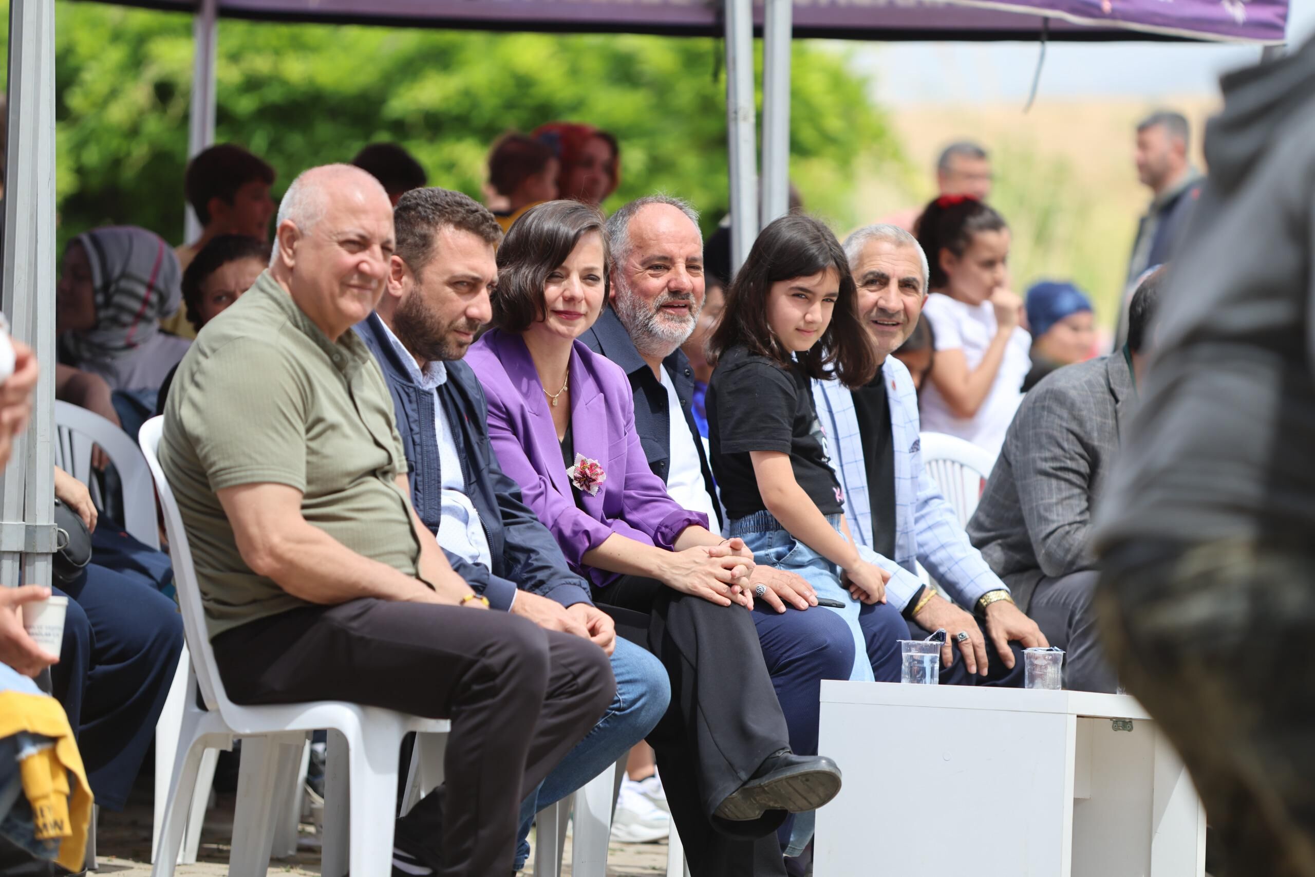 Karabağlar’da Karbem Bahar Şenliği Öğrencilerle Canlandı (1)