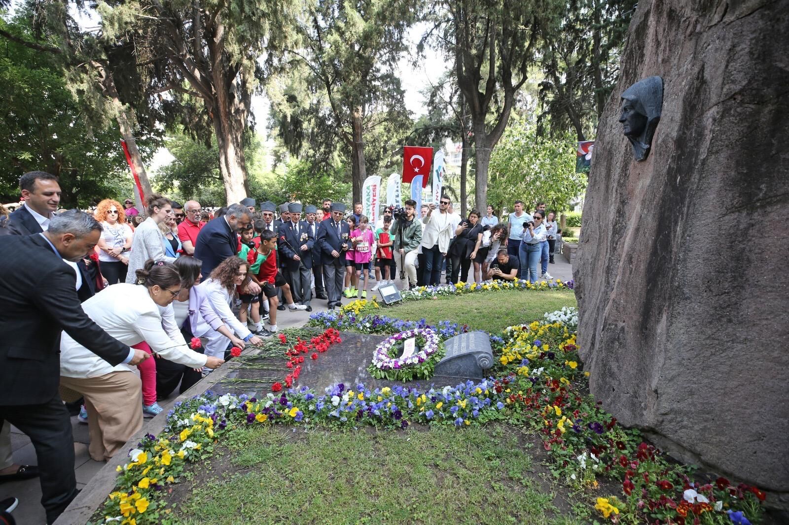 Karşıyaka’da Binler Zübeyde Anne’ye Koştu! (4)