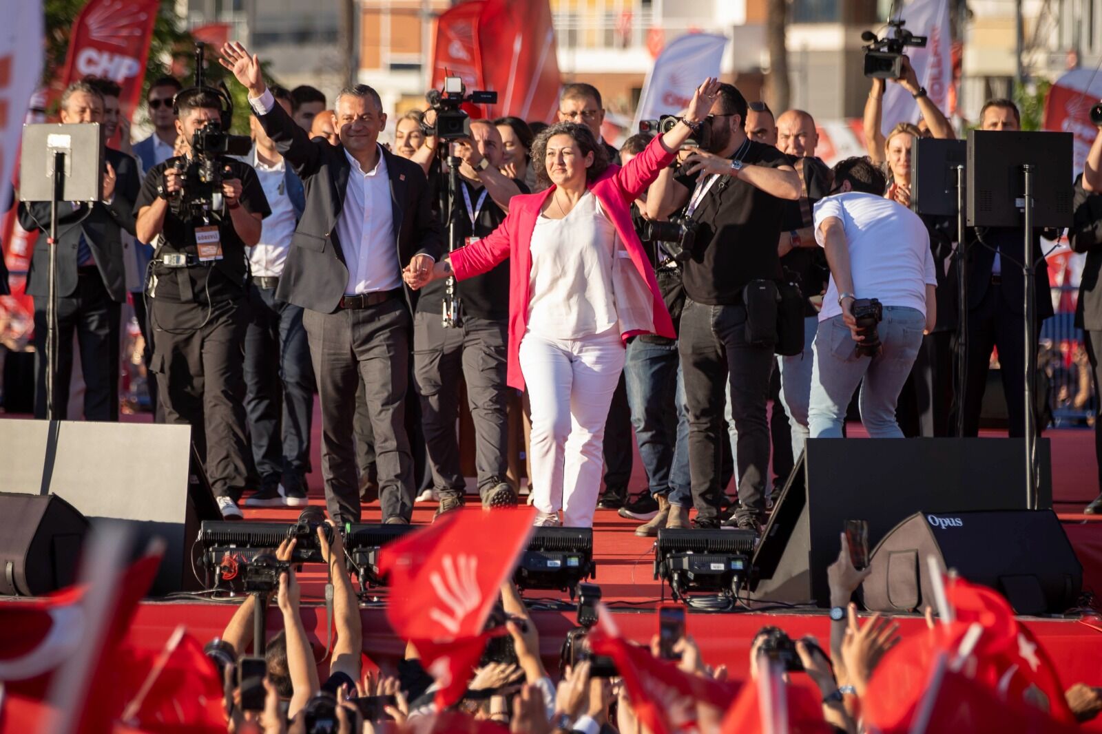 CHP'nin  “Millet İradesine Sahip Çıkıyor İzmir Mitingi”nden kareler...