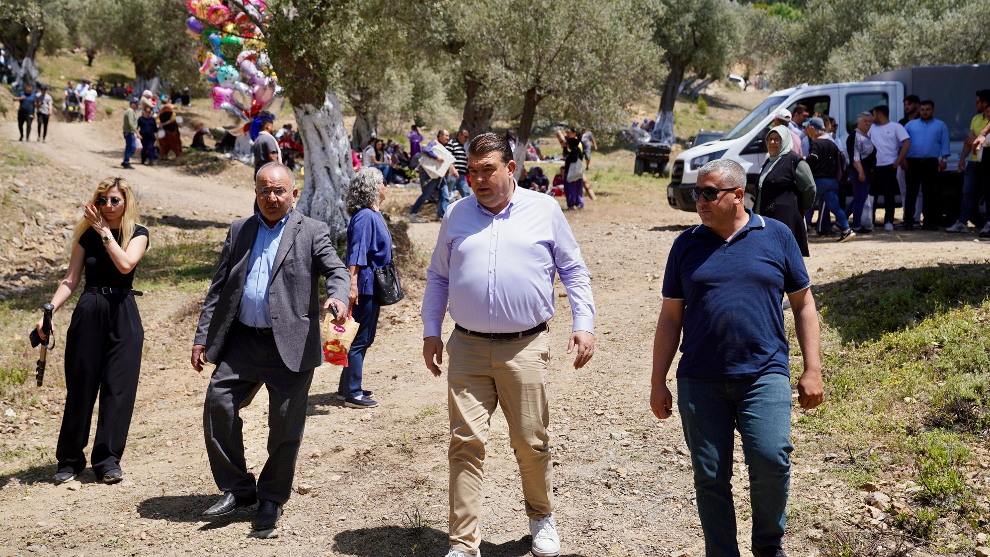 Seferihisar’da Hıdırellez Coşkusu Beyler Mahallesi’ni Sardı (4)